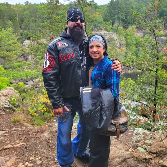 Meet your Posher, Geana - Picture 1 of 1